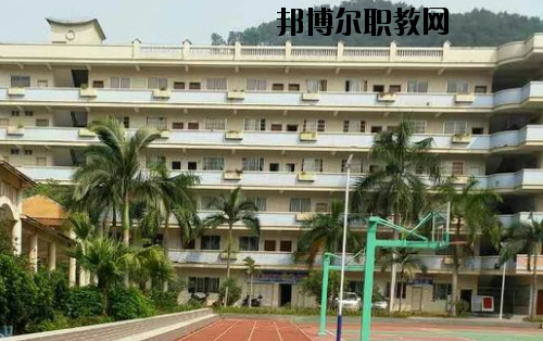 防城港理工職業(yè)學校2020年報名條件、招生要求、招生對象