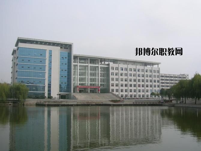 姚安縣職業(yè)高級中學(xué)2020年學(xué)費(fèi)、收費(fèi)多少