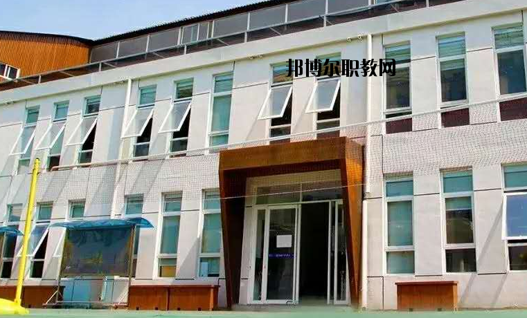 西安華樂藝術(shù)職業(yè)學(xué)校2020年報名條件、招生要求、招生對象