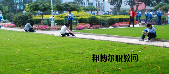 甘肅工業(yè)技師學(xué)院2020年報名條件、招生要求、招生對象