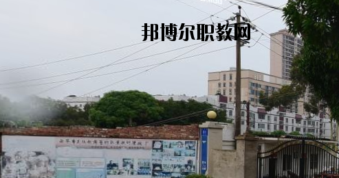 南寧民族歌舞藝術(shù)職業(yè)技術(shù)學校怎么樣、好不好
