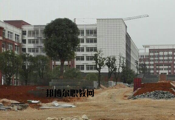 松桃苗族自治中等職業(yè)學(xué)校2020年報(bào)名條件、招生要求、招生對象