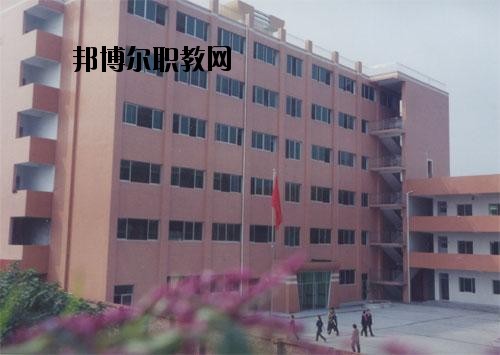 自貢舞蹈學(xué)校2020年報名條件、招生要求、招生對象