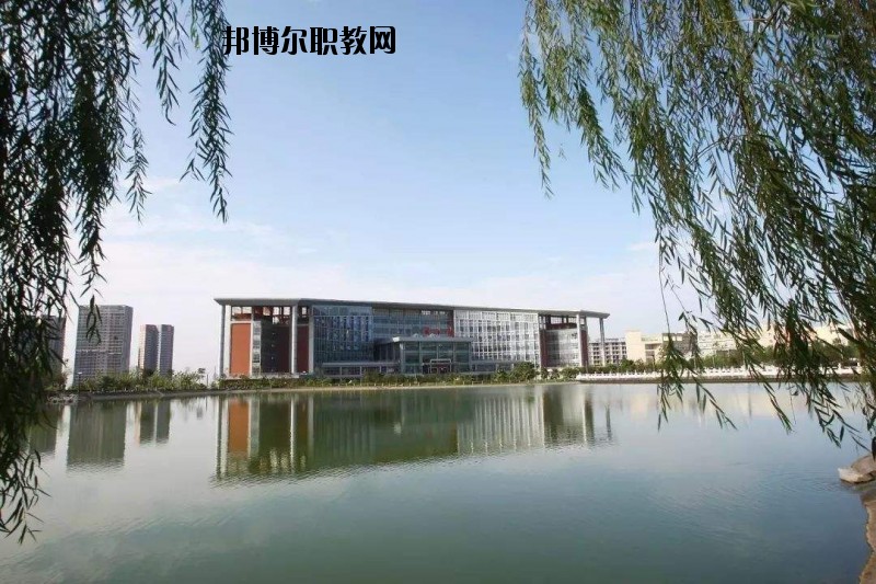 麻城順河高級職業(yè)中學怎么樣、好不好