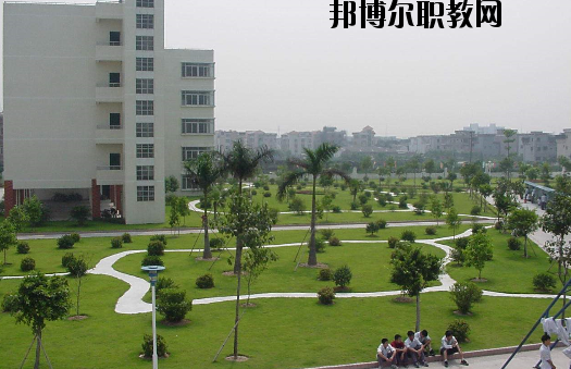 茂名高州信息職業(yè)技術(shù)學(xué)校2020年報(bào)名條件、招生要求、招生對(duì)象