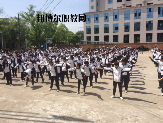 鷹潭工業(yè)中等專業(yè)學(xué)校2020年報(bào)名條件、招生要求、招生對(duì)象