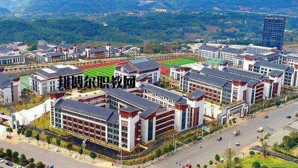 大方綜合職業(yè)技術(shù)學(xué)校2020年報(bào)名條件、招生要求、招生對(duì)象