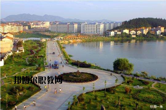黃岡華晟中等專業(yè)學校怎么樣、好不好