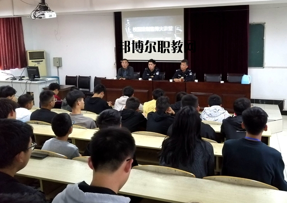 蘇州托普信息職業(yè)技術(shù)學(xué)院怎么樣、好不好