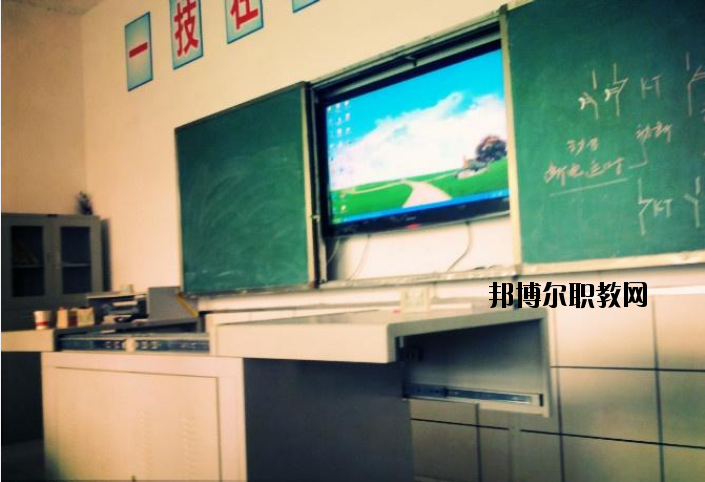 四川省隆昌縣城關職業(yè)中學2020年報名條件、招生要求、招生對象