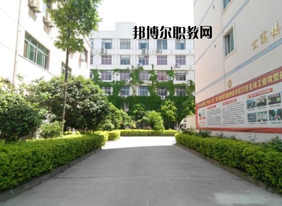 贛州光華職業(yè)技術(shù)學(xué)校2020年報(bào)名條件、招生要求、招生對(duì)象