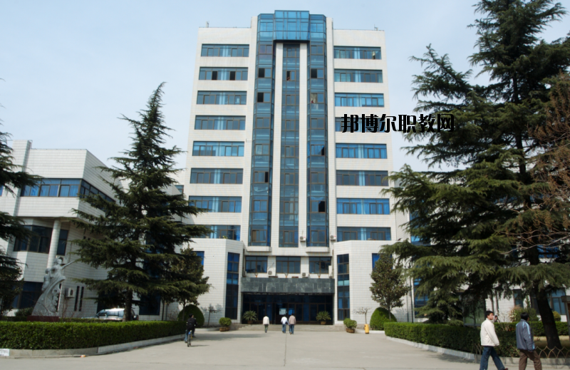 鄭州工業(yè)貿(mào)易學(xué)校怎么樣、好不好