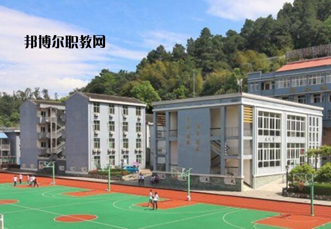 蒼南縣金鄉(xiāng)職業(yè)學(xué)校2020年報(bào)名條件、招生要求、招生對(duì)象