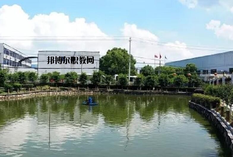 寧?？h雙林職業(yè)學校2020年報名條件、招生要求、招生對象