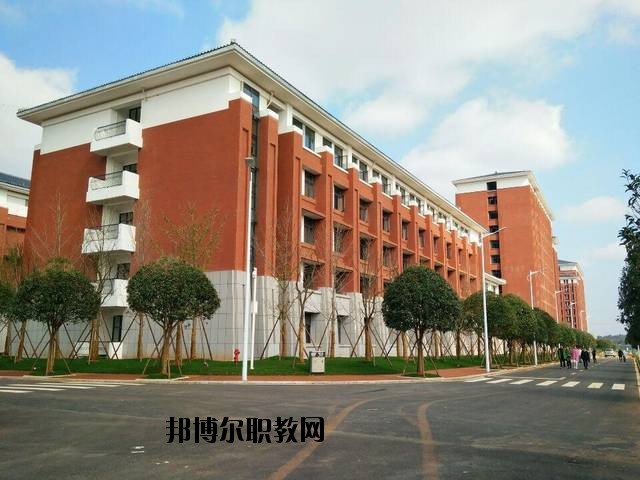 洪湖理工中等職業(yè)學(xué)校怎么樣、好不好