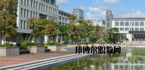 佛山高明區(qū)職業(yè)技術(shù)學(xué)校2020年報名條件、招生要求、招生對象
