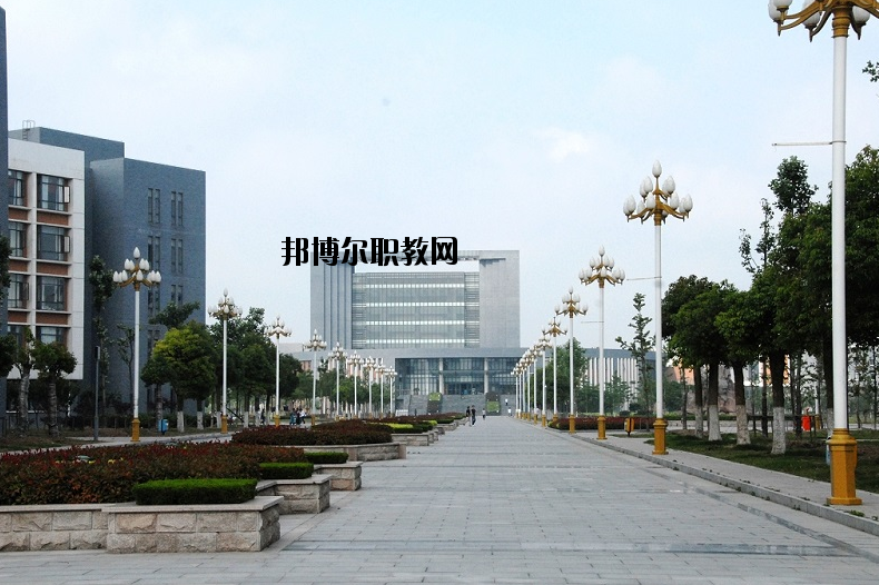 鹽城師范學(xué)院怎么樣、好不好