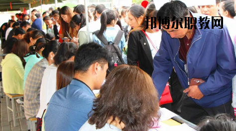 武威涼州區(qū)職業(yè)中等專業(yè)學(xué)校2020年學(xué)費(fèi)、收費(fèi)多少