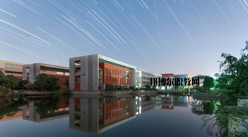 南京航空航天大學(xué)2020年報(bào)名條件、招生要求、招生對(duì)象