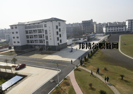 宜豐中等專業(yè)學(xué)校2020年報名條件、招生要求、招生對象