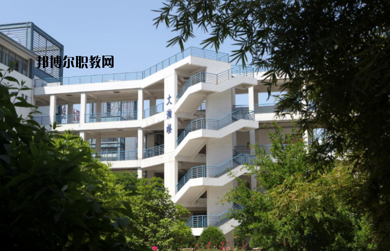 江蘇財(cái)經(jīng)職業(yè)技術(shù)學(xué)院2020年報(bào)名條件、招生要求、招生對象