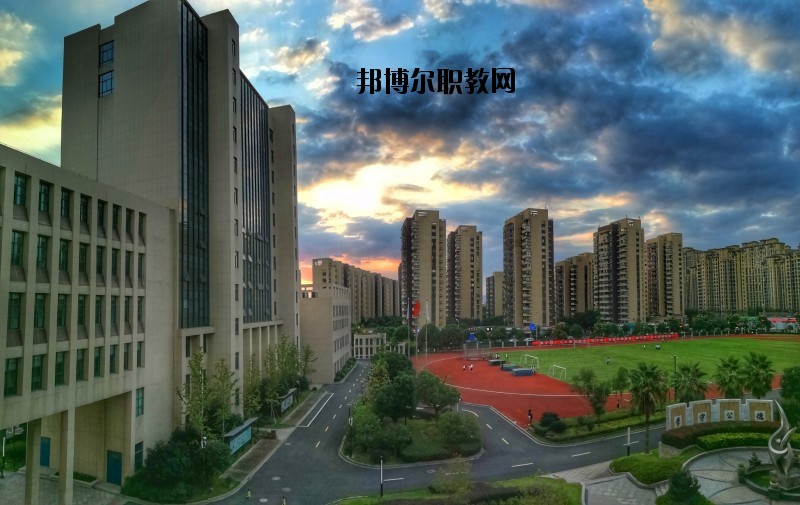 余杭區(qū)塘棲職業(yè)學(xué)校2020年報(bào)名條件、招生要求、招生對(duì)象
