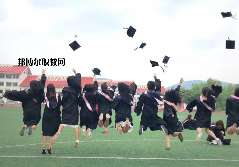 江蘇建康職業(yè)學(xué)院2020年報(bào)名條件、招生要求、招生對(duì)象
