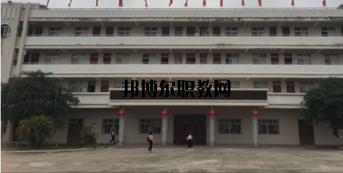 陸豐技工學(xué)校2020年報(bào)名條件、招生要求、招生對象