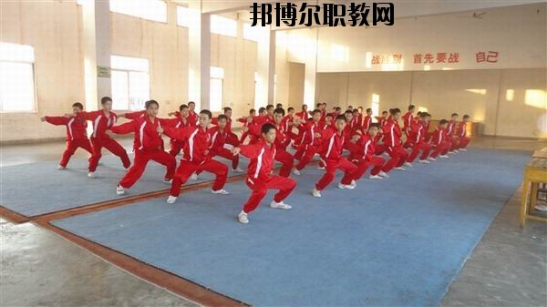 吉安文武學(xué)校2020年報名條件、招生要求、招生對象 