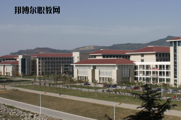 天門(mén)職業(yè)教育中心2020年招生辦聯(lián)系電話(huà)