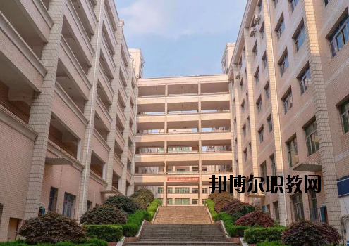 新余新興產(chǎn)業(yè)工程學(xué)校2020年報名條件、招生要求、招生對象