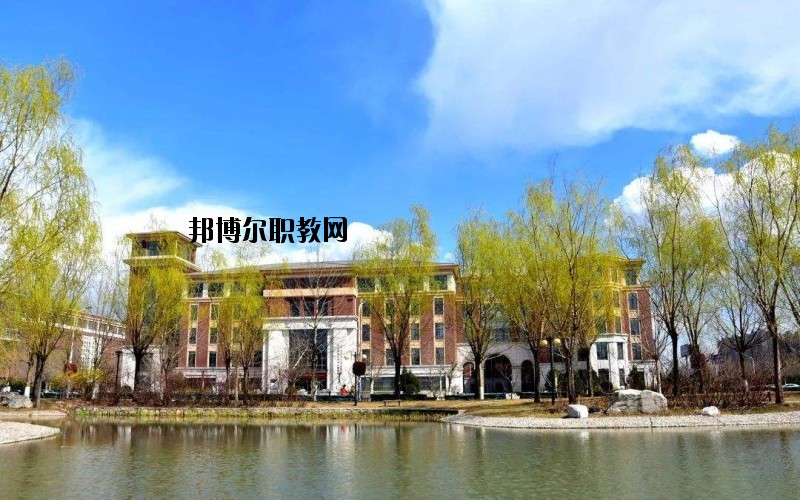 京山衛(wèi)生學(xué)校2020年報(bào)名條件、招生要求、招生對(duì)象