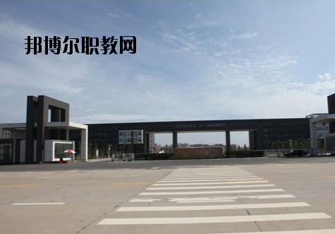 江西建設(shè)工程學校2020年報名條件、招生要求、招生對象