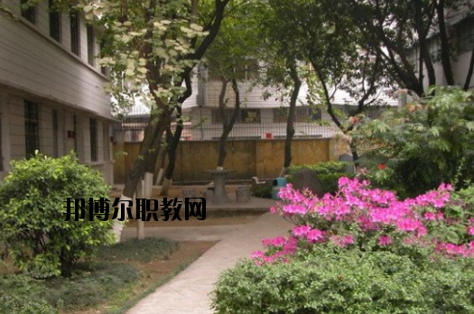 廣州港技工學(xué)校2020年報(bào)名條件、招生要求、招生對(duì)象