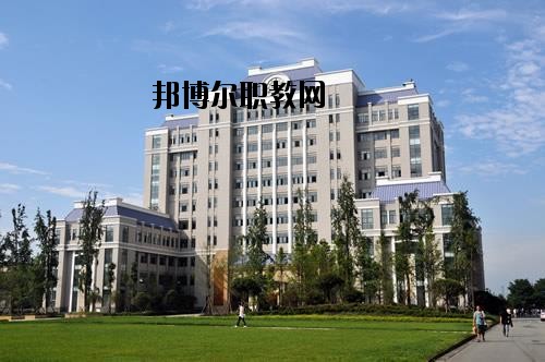 南充通信運(yùn)輸職業(yè)學(xué)校2020年報(bào)名條件、招生要求、招生對(duì)象