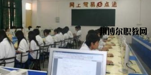 石家莊北方計算機中等專業(yè)學校2020年報名條件、招生要求、招生對象 