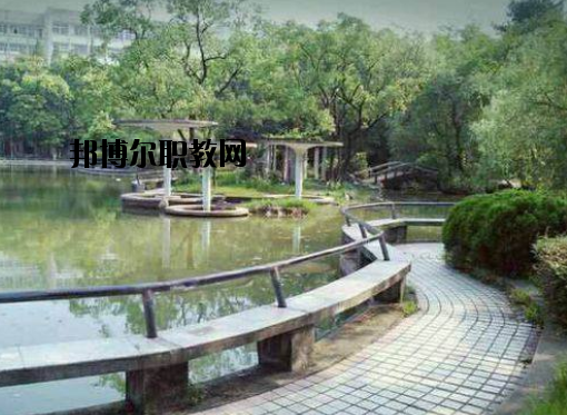 南昌經(jīng)濟管理學(xué)校2020年報名條件、招生要求、招生對象