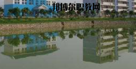 柳州鹿寨職業(yè)教育中心怎么樣、好不好