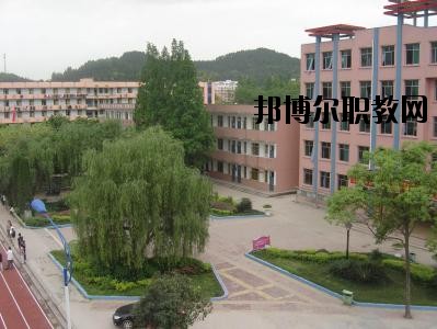 遂寧職業(yè)技術(shù)學(xué)校2020年報(bào)名條件、招生要求、招生對象