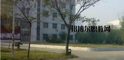 河南技工學校2021年報名條件、招生要求、招生對象