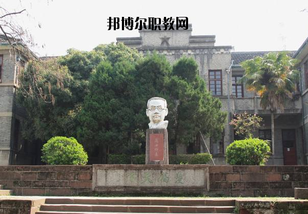 徽州師范學(xué)校怎么樣、好不好