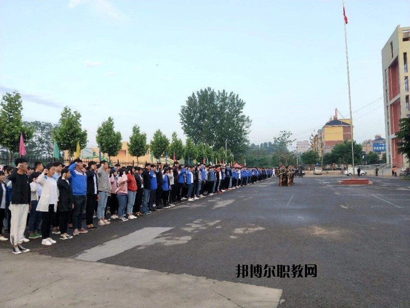 通許中等職業(yè)學(xué)校2021年報(bào)名條件、招生要求、招生對(duì)象