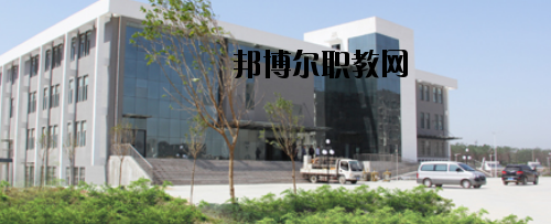 鄭州鐵路技師學(xué)院2021年招生辦聯(lián)系電話(huà)