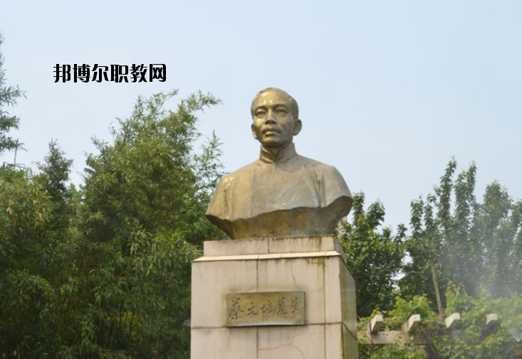 鄭州長城科技中等專業(yè)學(xué)校怎么樣、好不好