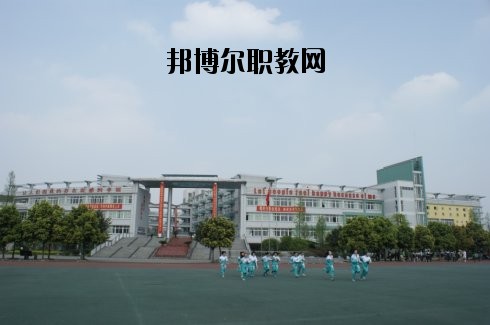 成都武侯高新職業(yè)技術學校2020年報名條件、招生要求、招生對象