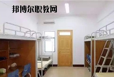 成都翔飛航空職業(yè)技術(shù)學校2020年宿舍條件