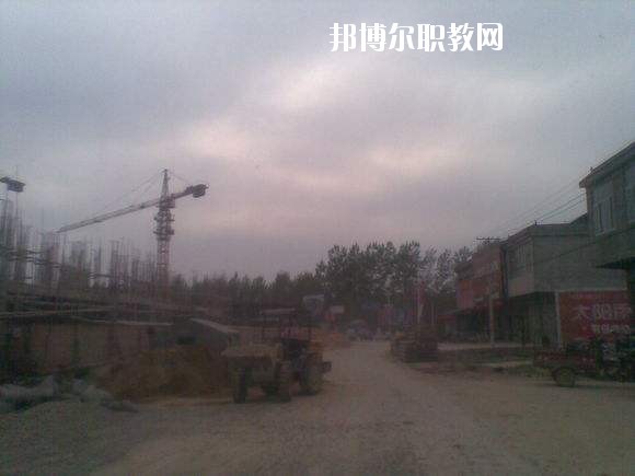 沈丘職業(yè)教育中心2021年報名條件、招生要求、招生對象