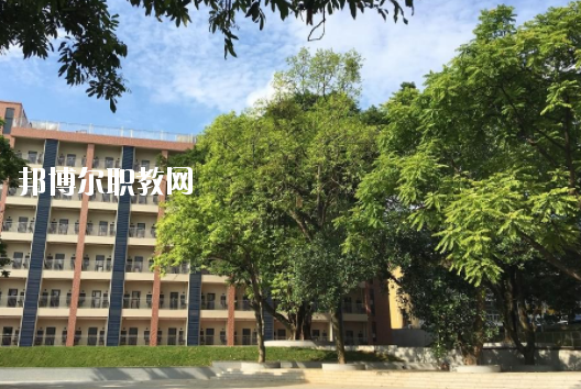 廣東省電子商務(wù)技師學(xué)院2020年報(bào)名條件、招生要求、招生對象