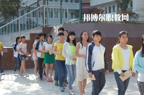 達(dá)州職業(yè)高級(jí)中學(xué)2020年報(bào)名條件、招生要求、招生對(duì)象