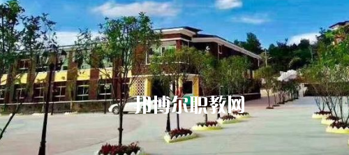 貴州航空工業(yè)技師學(xué)院烏當(dāng)校區(qū)2020年報(bào)名條件、招生要求、招生對象